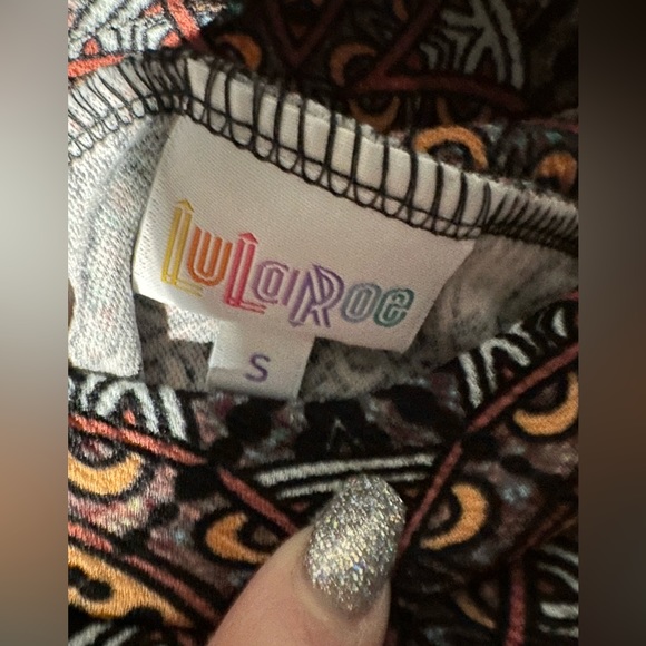 LuLaRoe Cassie Skirt, Size S, Mandala Print, neutral colors, NWOT - Picture 4 of 4